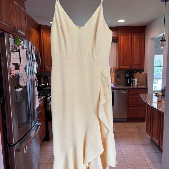 Xscape Dresses & Skirts - XScape Midi Yellow Ruffled dress